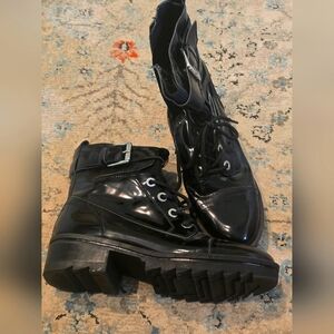 Marc Fisher Ltd Women's SteamPunk Leather Boots Size 8. Like New